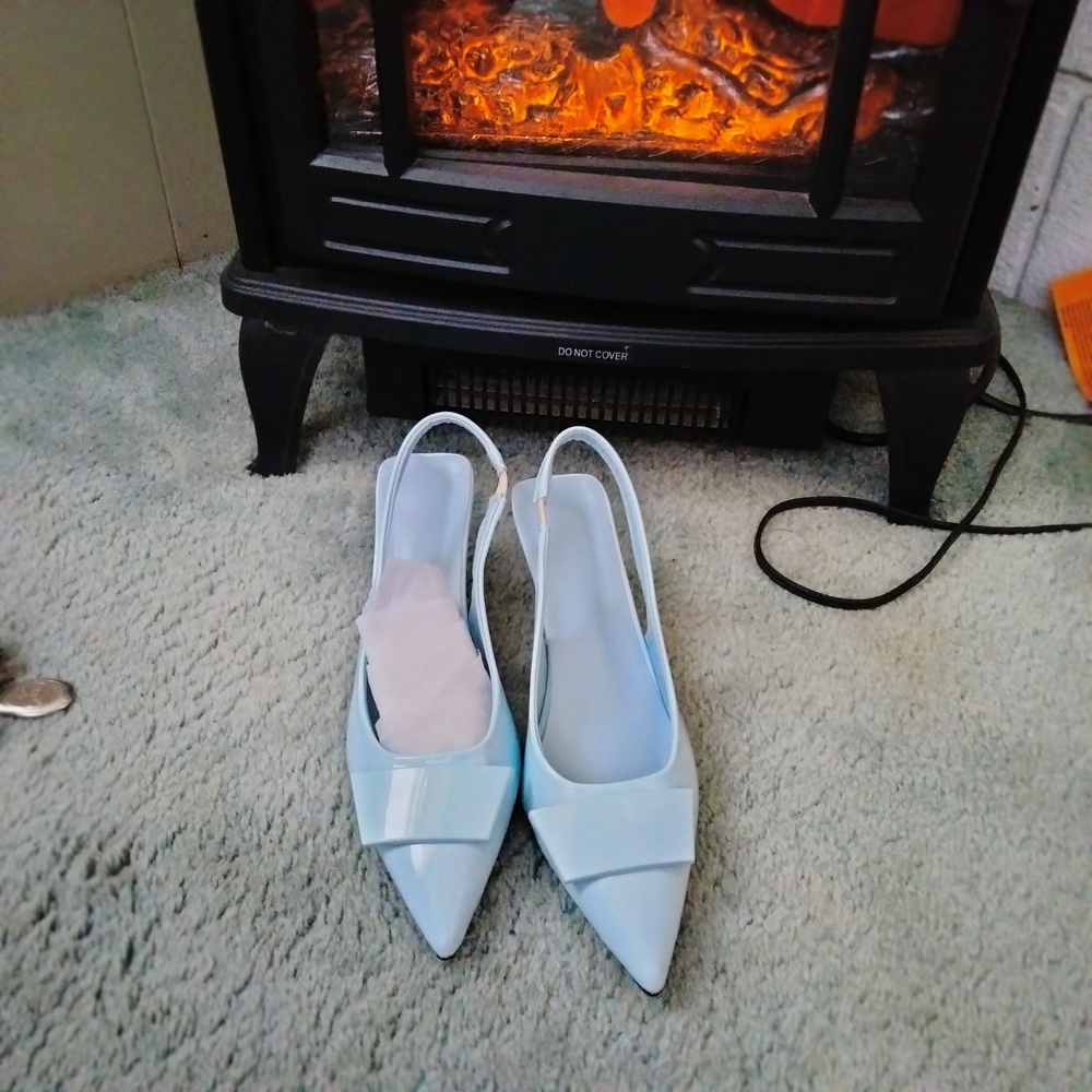 Elegant Blue Slingback Heels